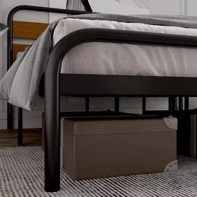 Struttura letto King size, testiera in legno marrone, metallo, 2 persone