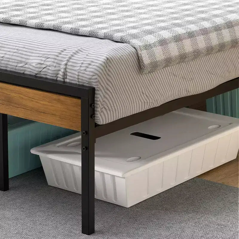 Struttura letto a piattaforma in metallo marrone con testiera e pediera in legno, matrimoniale francese/matrimoniale, 1 persona